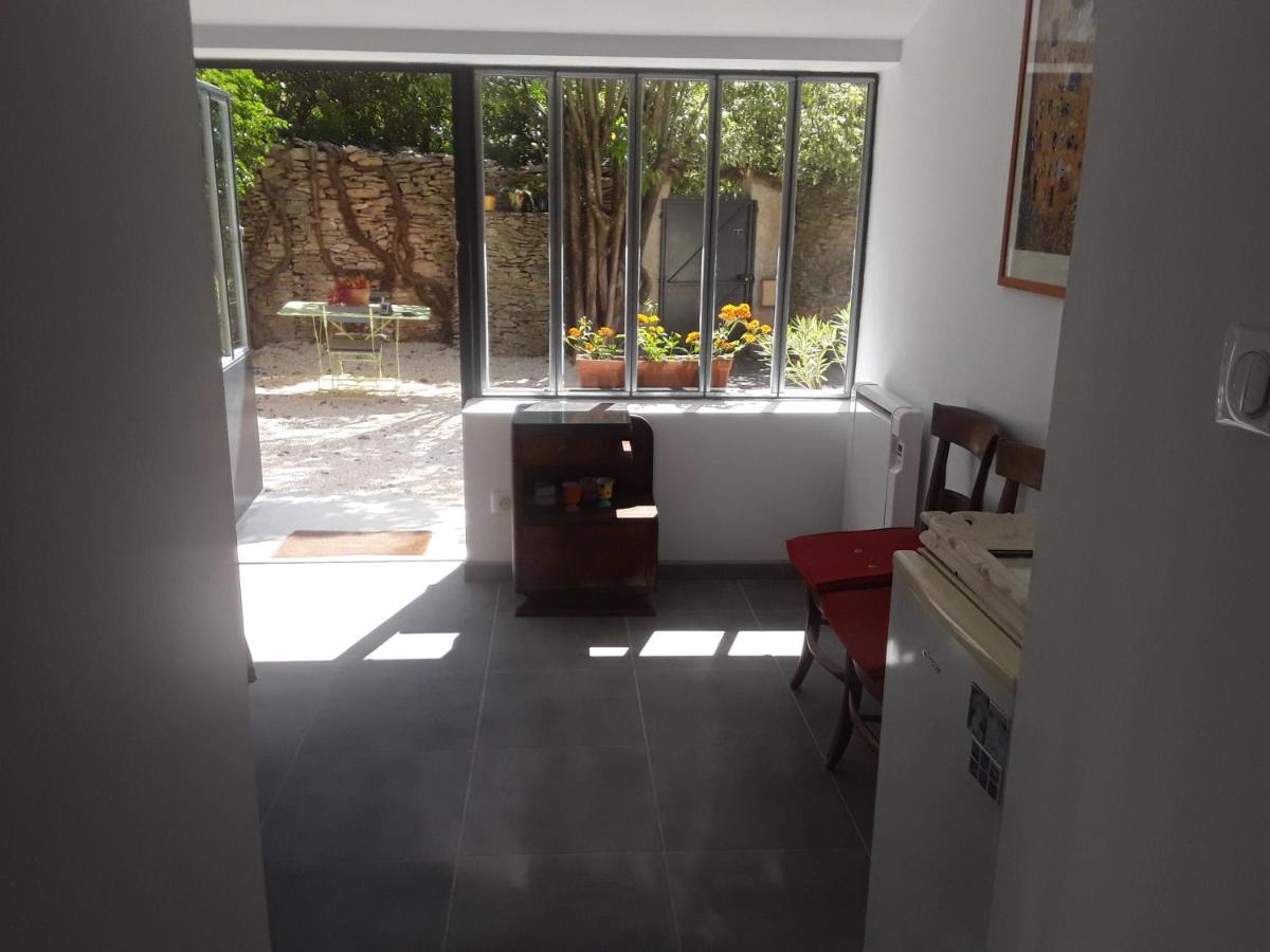 Chambres D'Hotes Lovely Planette นีมส์ ภายนอก รูปภาพ